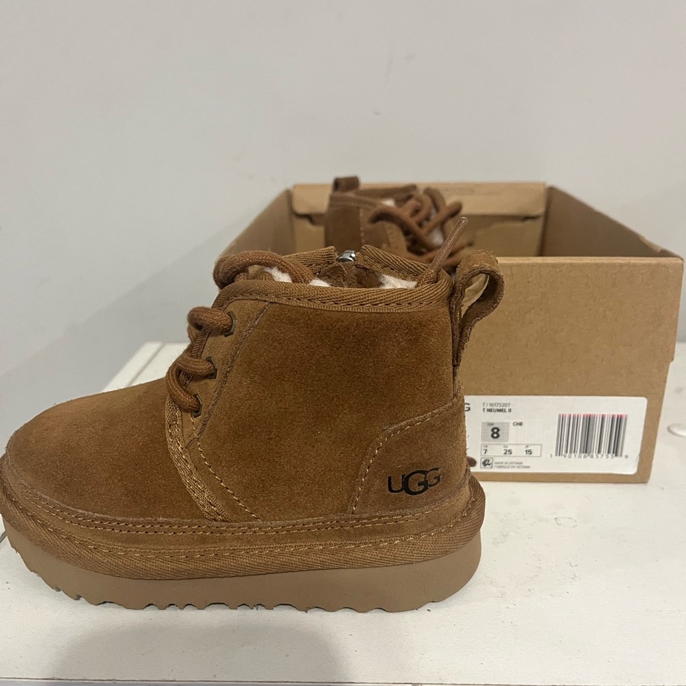 UGG T8c  Neumel II